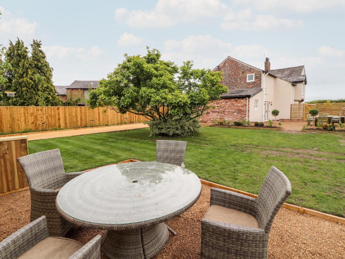 Villa Legh Oaks Farm Knutsford Exterior foto